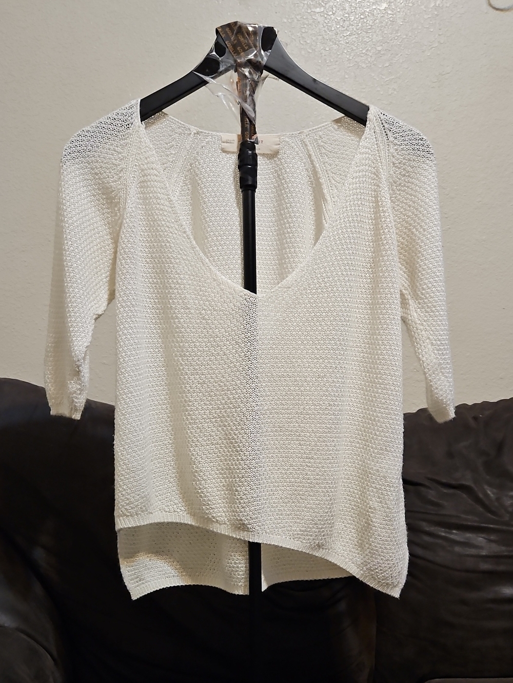 Zara Cream Open-Weave V-Neck Pullover